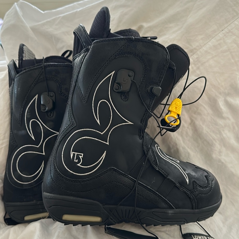 Burton IROC Snowboard boots size 7